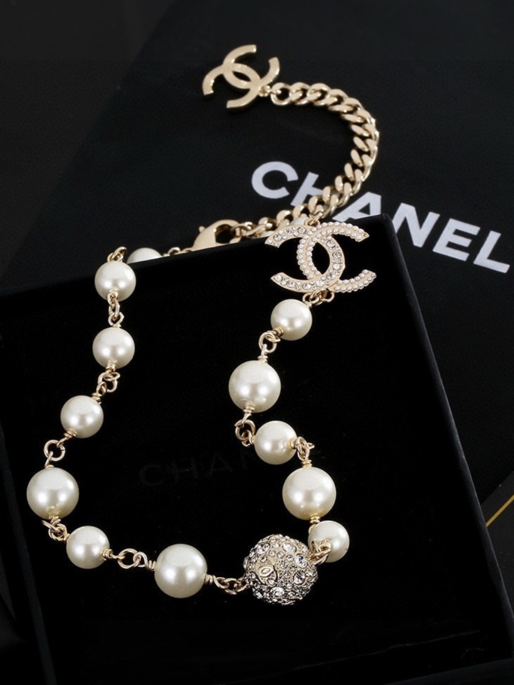 New GWP CC necklace